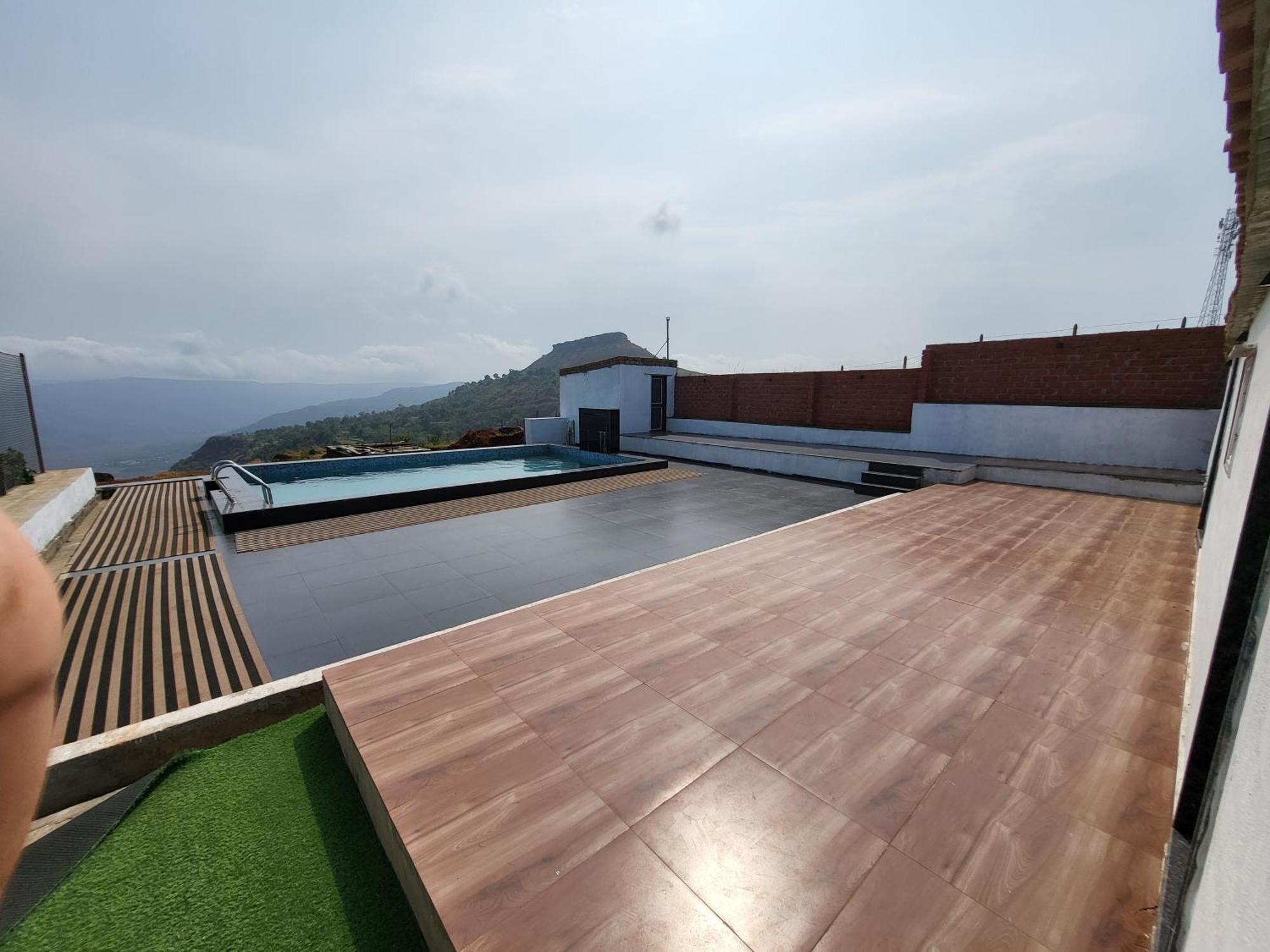 Paras Holiday Home Сатара Екстериор снимка