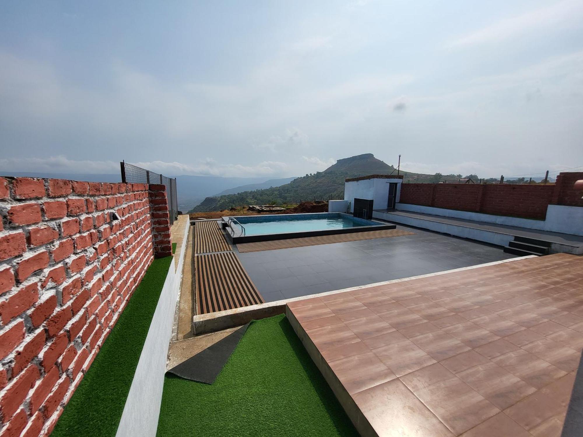 Paras Holiday Home Сатара Екстериор снимка